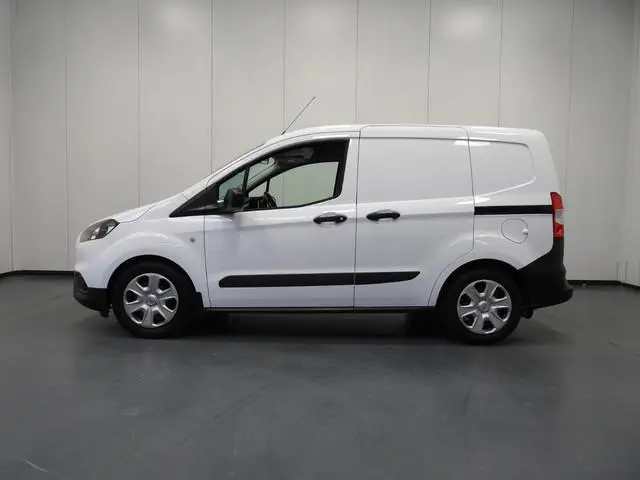 Ford Transit Courier 1.0 Trend EcoBoost NAVI/CAMERA/2xSCHUIFDEUR/PDC!