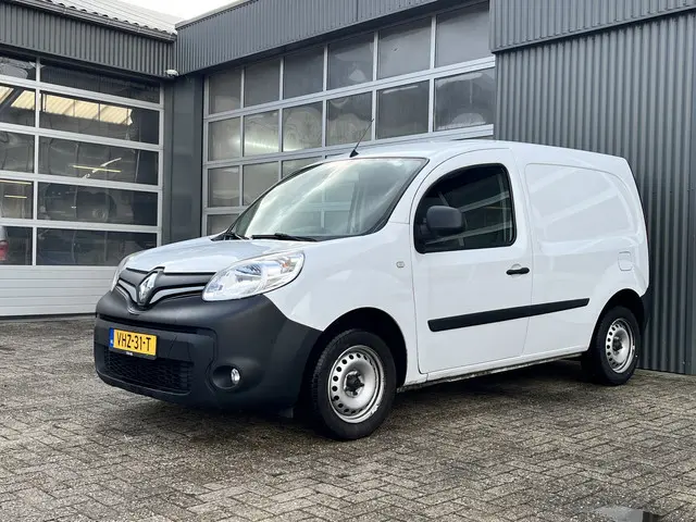 Renault Kangoo 1.5 Blue dCi Airco Bpm vrij Cruise control Bluetooth telefoon voorbereiding 2-persoon...