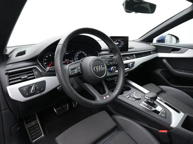 Audi A5 Sportback 35 TFSI 150 pk S-tronic Sport S-Line edition | Navigatie | Sportonderstel | Elektr...