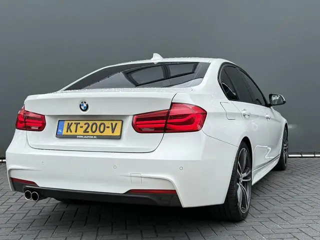 BMW 3-serie BWJ 2016 330e 184 PK  M-Sport AUTOMAAT | NAVI | CLIMA | CRUISE | BLUETOOTH | FULL LED |...