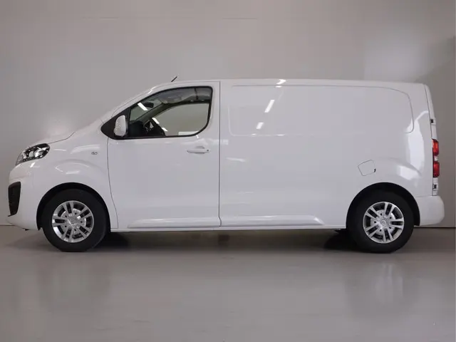 Citroën Jumpy 1.5 BlueHDI 120Pk L2 Driver | 3 Zits | Navigatie | DAB+ | Volledige betimmering | Rijklaarprijs