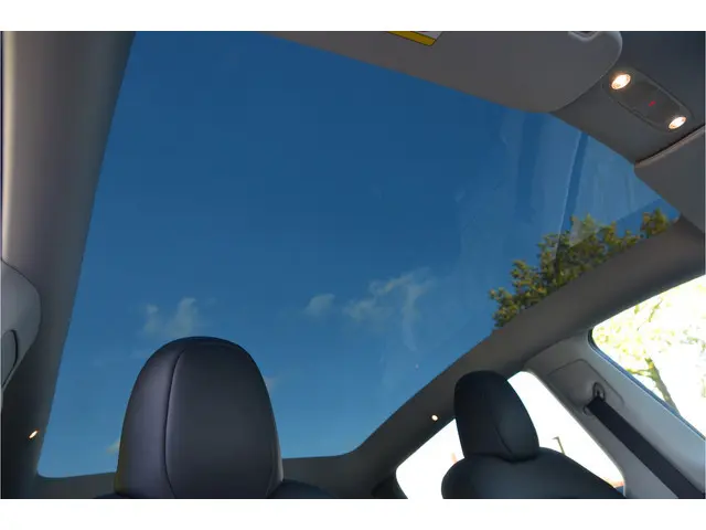 Tesla Model Y Performance AWD 75 kWh Trekhaak (1.600kg), Enhanced AutoPilot4.0 Ryzen (twv 3.800,-) (...