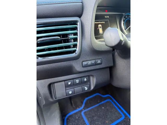 Nissan LEAF Tekna 40 kWh VERWACHT ZATERDAG 21-2 | WARMTEPOMP | STUUR + STOELVERWARMING VOOR EN ACHTE...