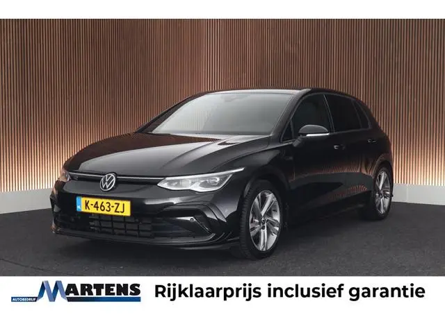 Volkswagen Golf 1.5 eTSI 150pk DSG R-Line Business IQ Light Trekhaak Camera Keyless ACC Navigatie