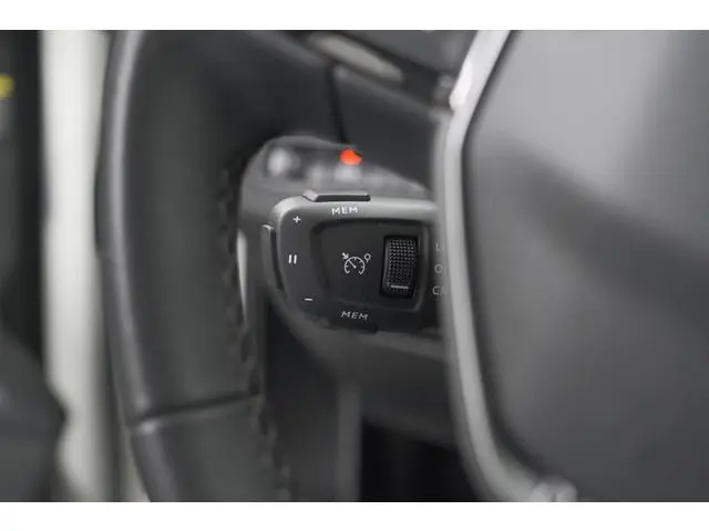 Peugeot 3008 1.6 HYbrid 225 Blue Lease Allure | Camera | Dodehoekdetectie | Apple Carplay