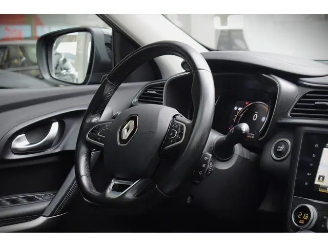 Renault Kadjar 1.3 TCe Intens Automaat |PANO|NAV|CLIMA|LMV|