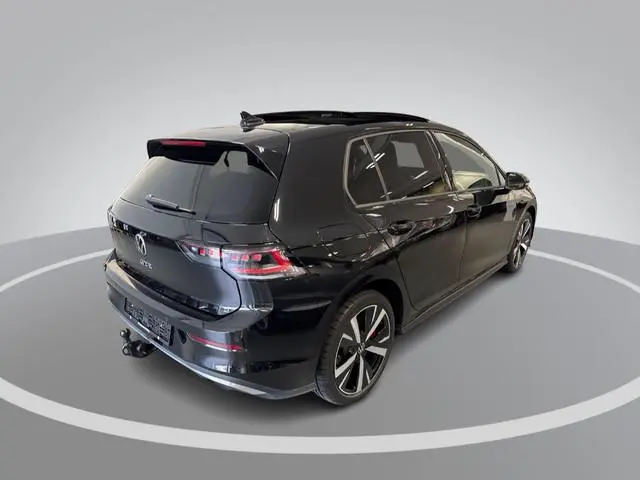 Volkswagen Golf 1.5 272pk DSG eHybrid GTE · Panoramadak · Wegklapbare Trekhaak · Camera · Apple/Andr...