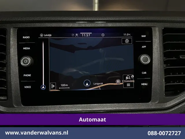 Volkswagen Crafter 2.0 TDI 141pk Automaat L3H2 L2H1 Euro6 Airco | Navigatie | Apple Carplay | Chauff...