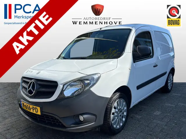 Mercedes-Benz Citan 108 CDI BlueEFFICIENCY Schade aan achterdeur