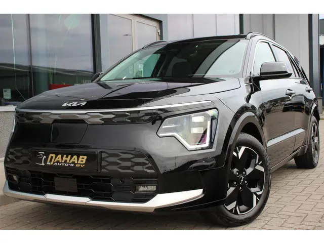 Kia e-Niro ExecutiveLine 64.8kWh | Schuifdak | Warmtepomp