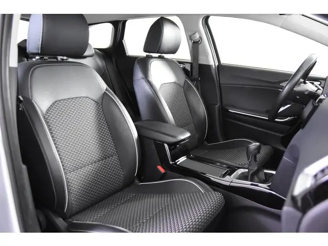 Kia Ceed Sportswagon T-GDi ExecutiveLine *1ste eigenaar*Leer*Navigatie*Camera*