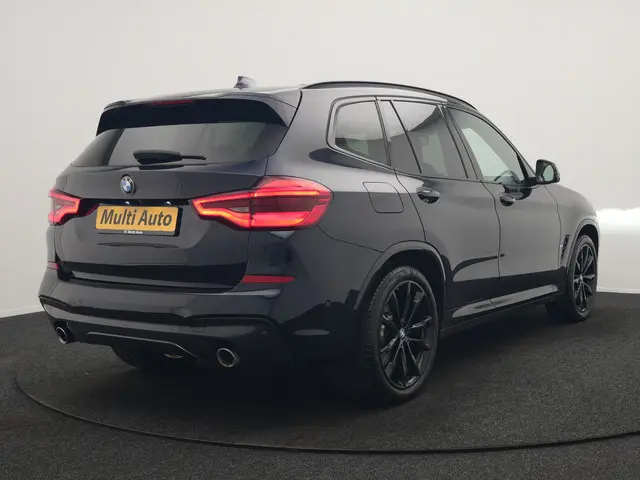 BMW X3 xDrive30e M Sport PHEV 293pk Dealer O.H. | Trekhaak Af Fabriek | Panodak | Head Up | Adaptive...