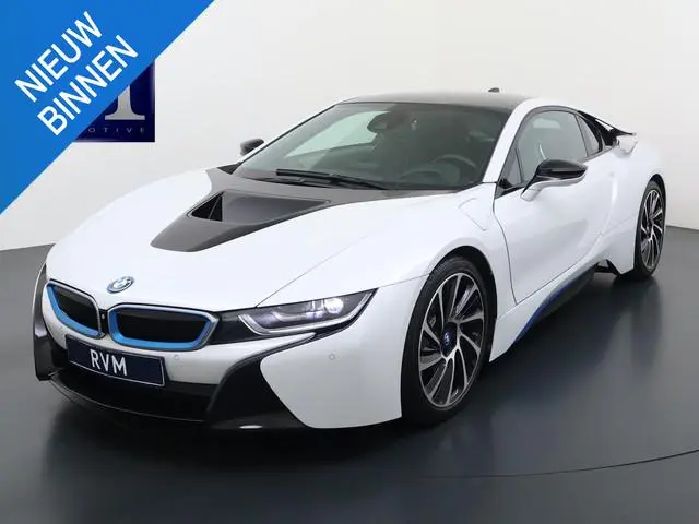 BMW i8 1.5 PROGRESSIVE PACK| HARMAN KARDON| HEAD UP DISPLAY| 20 INCH!| COMFORT ACCESS| 360 CAMERA