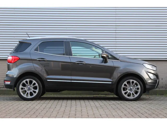 Ford EcoSport 1.0 EcoBoost 125PK Titanium | Origin NL | B&O | BLIS | Winterpack | Navigatie | Camera