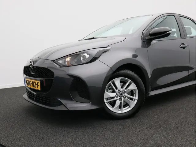 Mazda 2 Hybrid