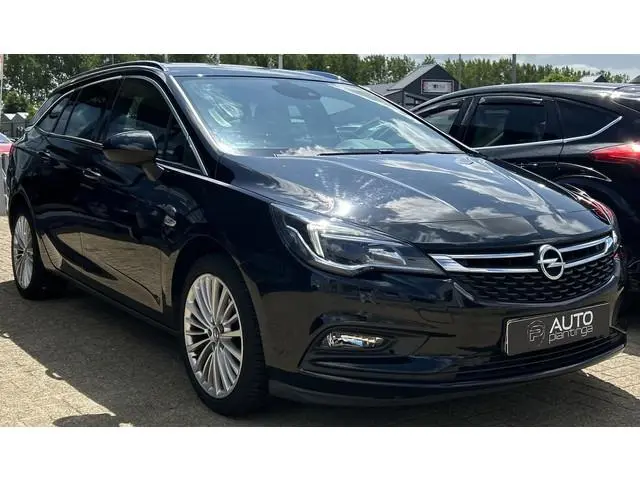 Opel Astra Sports Tourer 1.4 Innovation 150PK | 2e Eigenaar | NL AUTO | Achteruitrijcamera | Elektri...