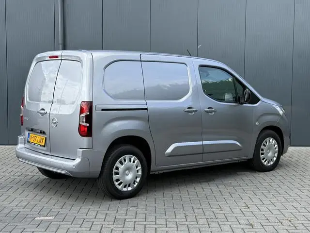 Opel Combo 50kWh 136 PK / AUTOMAAT / L1H1 / CAMERA / 1e EIG. / 35.706 KM! / CRUISE / AIRCO