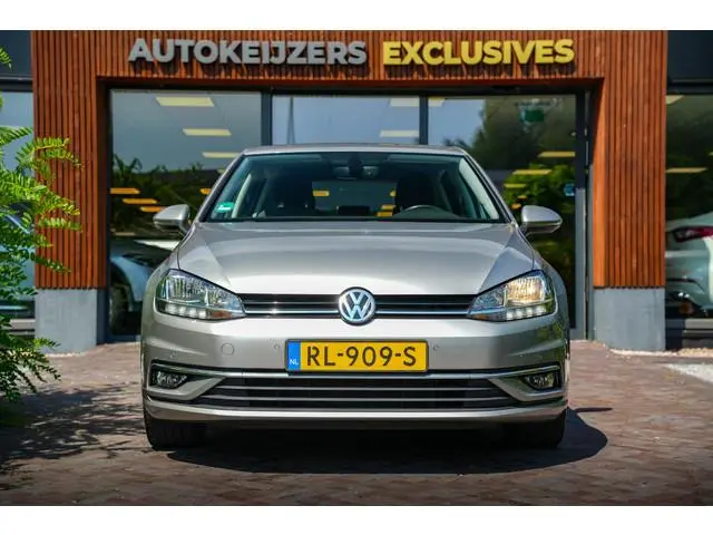 Volkswagen Golf 1.0 TSI Comfortline Adaptive Cruise DAB+ PDC Navigatie Climate Control AUTOMAAT!