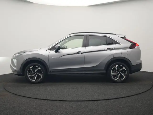 Mitsubishi Eclipse Cross 2.4 Intense PHEV 188pk Dealer O.H. | Camera | Keyless | Alcantara Sportstoe...