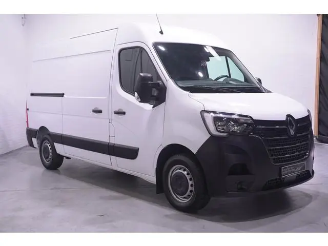Renault Master 2.3 DCi 150 pk L2H2 Airco, Camera, Cruise Control Trekhaak 2.500 kg, Laadruimte Pakke...