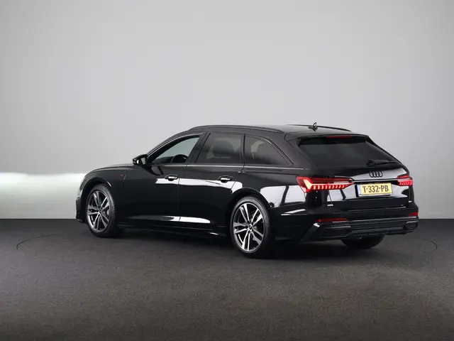Audi A6 Avant 40 TFSI S edition Competition 204pk |