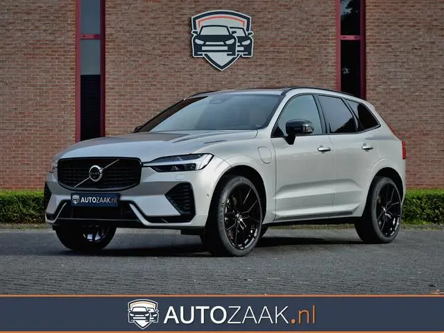 Volvo XC60 2.0 T8 Recharge AWD Ultra Dark