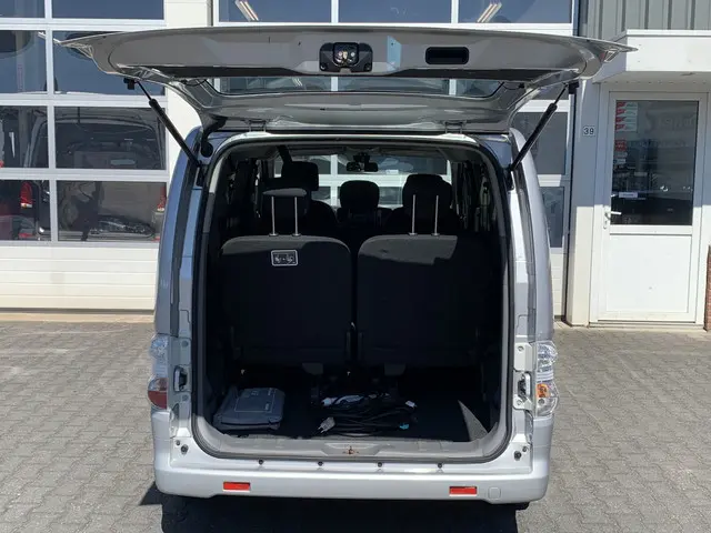 Nissan NV200