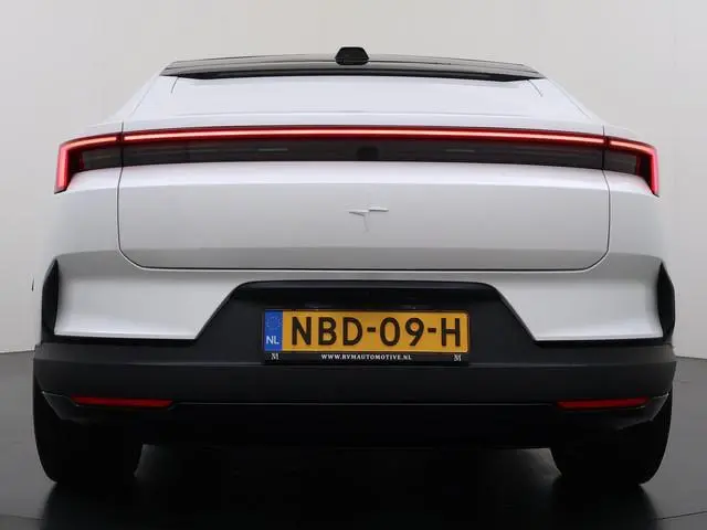 Polestar 4