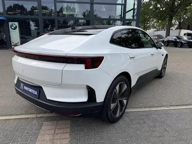 Polestar 4