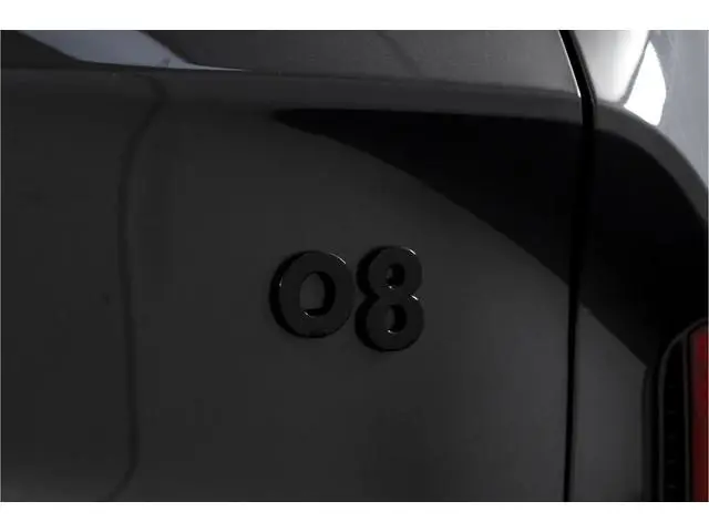 Lynk & Co 08