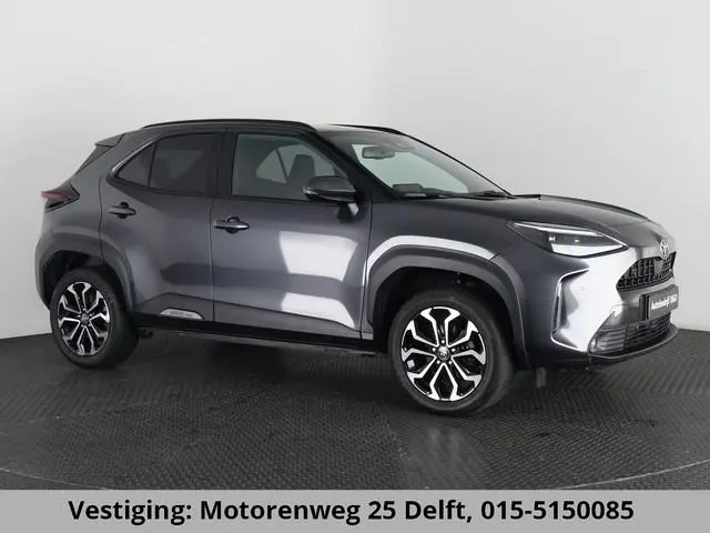 Toyota Yaris Cross 1.5 HYBRIDE DYNAMIC LUXURY GARANTIE TOT 2035 . NAVIGATIE . PARKEERSENSOREN VOOR &...