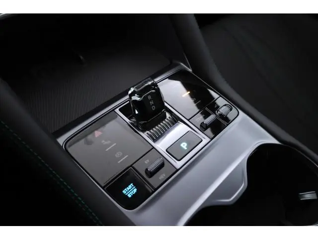 BYD SEAL U