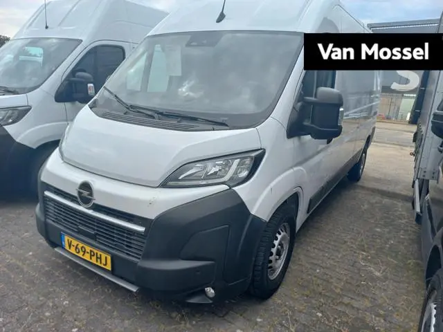 Opel Movano