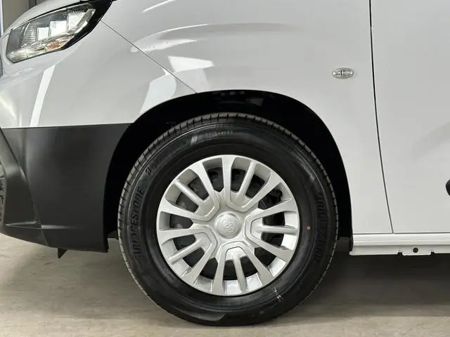 Toyota pro-ace