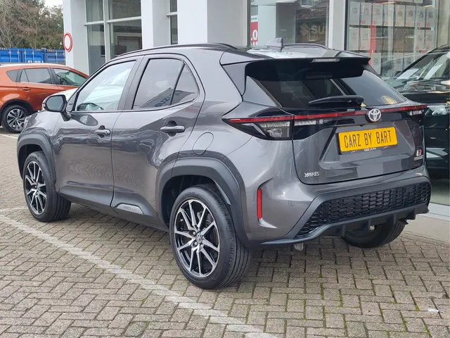 Toyota Yaris Cross 1.5 HYBRID GR SPORT AUT. Stuurverwarming | Head-up Display | Keyless