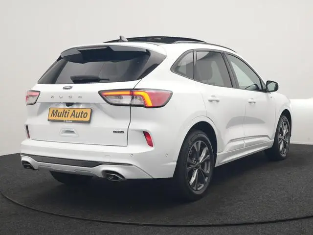 Ford Kuga 2.5 PHEV ST-Line 225pk Dealer O.H | Trekhaak Af Fabriek | Panodak | Adaptive Cruise | 360...