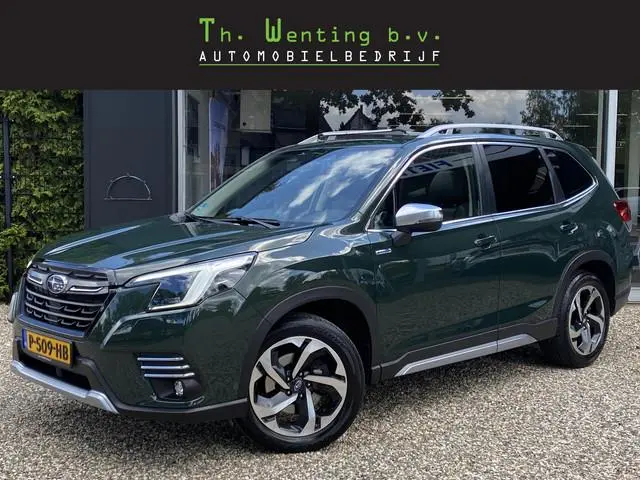 Subaru Forester 2.0i e-BOXER Premium | Panoramadak | Stoelverwarming | Adaptieve Cruise Control | St...