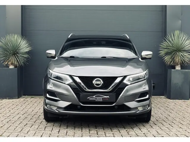 Nissan Qashqai 1.3 DIG-T Tekna + Pano/Navi/Camera/AppleCarPlay