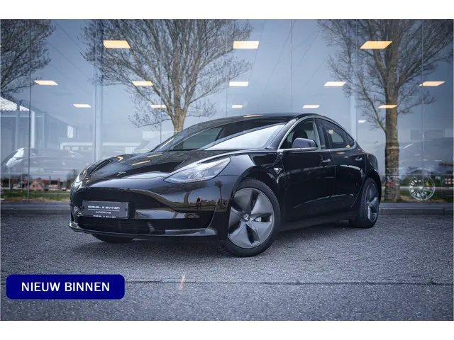 Tesla Model 3 Standard RWD Plus 60 kWh ** Autopilot ** SOH 88,6% ** Trekhaak