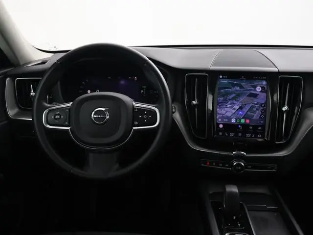 Volvo XC60 2.0 T6 350 PK PLUG-IN HYBRID AWD CORE BRIGHT + ELEK. TREKHAAK 2250 KG | PANORAMA | CARPLA...