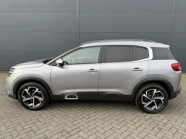 Citroën C5 Aircross 180pk Feel (Camera - Keyless Entry - Automatische Airco - Navigatie - Parkeersen...