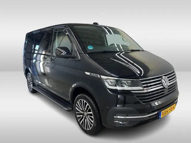 Volkswagen Transporter 2.0 TDI L1 H1 4Motion Automaat Bulli