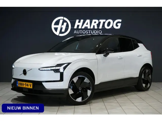 Volvo EX30 Single Motor Extended Range Plus 69 kWh * NIEUWSTAAT * + HARMAN KARDON / PARELMOER LAK