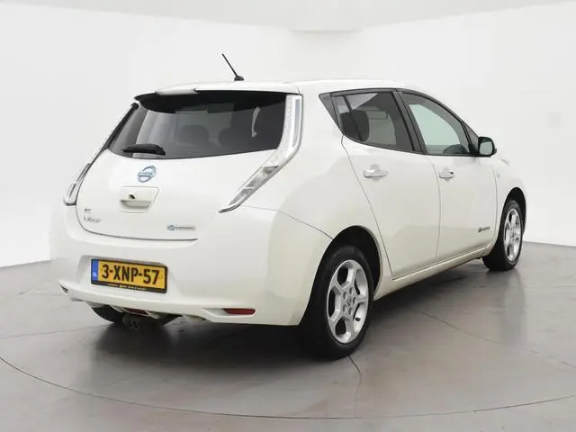 Nissan LEAF ACENTA 24 KWH INCL. ACCU + STANDKACHEL | STOEL/STUURWIELVERW. | CAMERA | NAVIGATIE