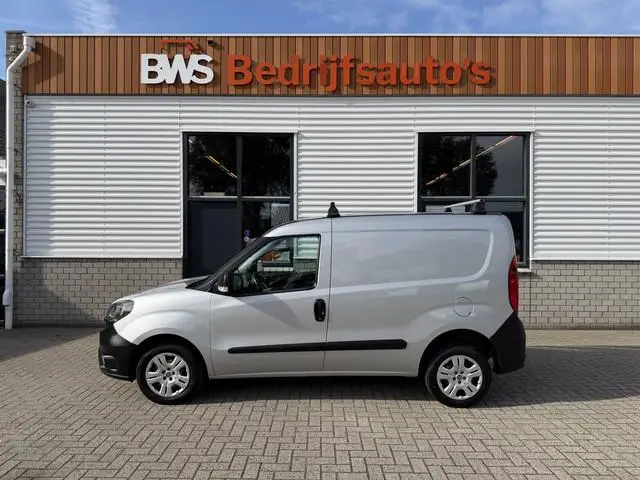 Fiat Doblò Cargo 1.3 MJ L1H1 Actual / vaste prijs rijklaar € 6950 ex btw / lease vanaf € 117 / euro...