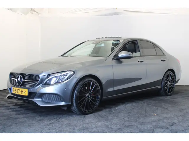 Mercedes-Benz C-klasse 200 Sport Edition |Pano| *Pasen Geopend!*