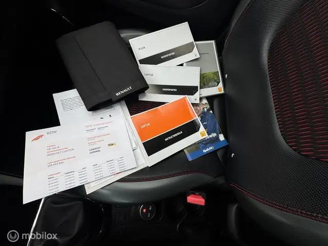 Renault Captur 0.9 TCe Helly Hansen Navi Airco