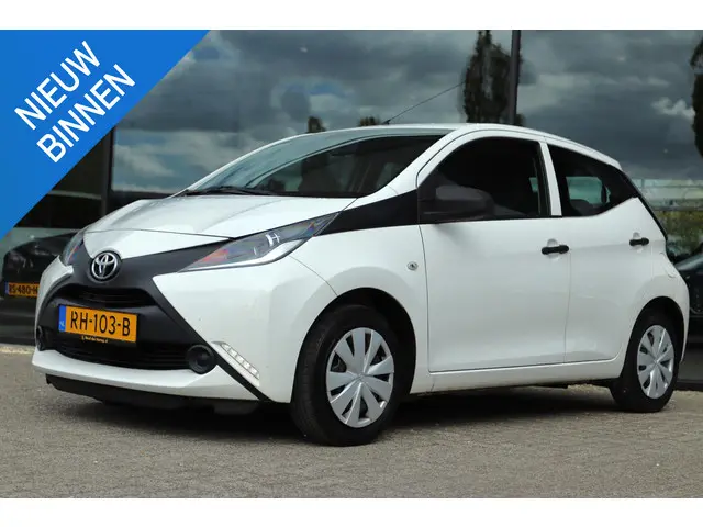 TOYOTA AYGO 1.0 VVT-I X-FUN | AIRCO | BLUETOOTH | NAP