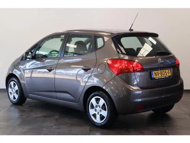 Kia Venga 1.4 CVVT Plus Pack Panoramadak Navigatie