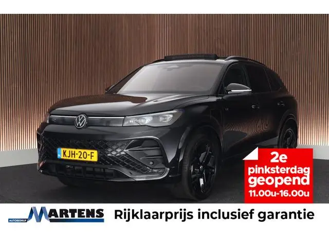 Volkswagen Tiguan 1.5 eHybrid 272pk R-Line Edition Black Style Panoramadak Trekhaak 360Camera HUD St...
